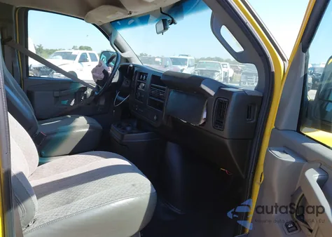 2021 Chevrolet Express Cargo Rwd 2500 Regular Wheelbase Wt из США, поврежденный, VIN 1GCWGAFP0M1246191